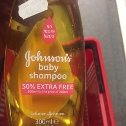 Johnsons baby shampoo 300ml