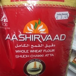 Aashirvaad atta 2kg whole wheat